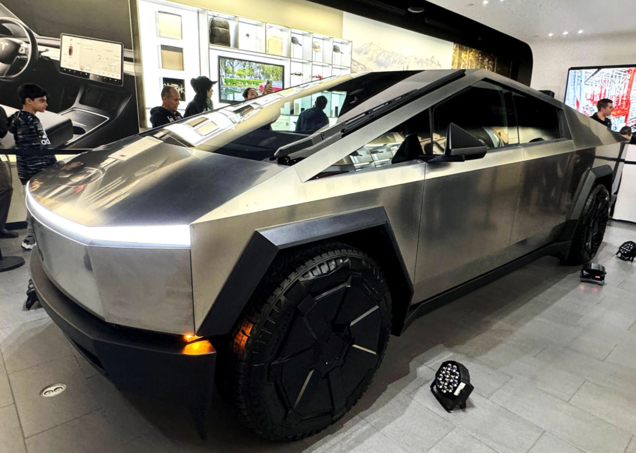 Tesla Cybertruck